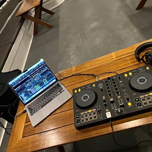 Profesyonel DJ ve Ses & Işık Kiralama Hizmetleri | Ogzsound
