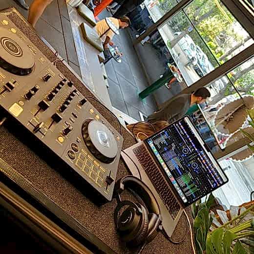 Profesyonel DJ ve Ses & Işık Kiralama Hizmetleri | Ogzsound