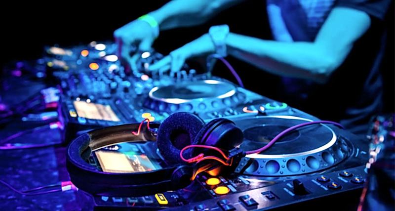 DJ Kiralama